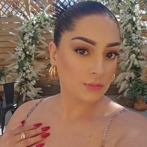 Meet your Posher, Aracely